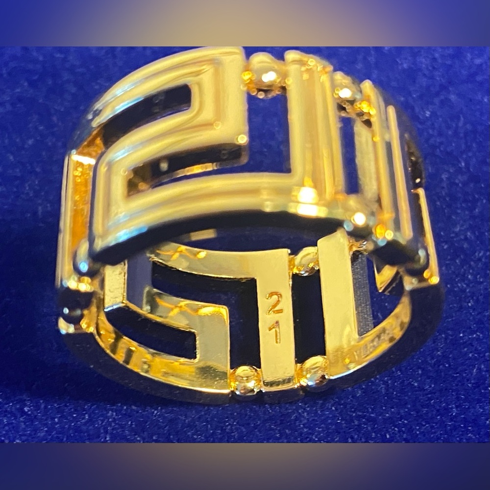 🔥 VERSACE ~ FIRM ~ Greca ~ Ring ~ Sz 21 ~ NWT ~ Authentic ✨💫✨ - Picture 4 of 14